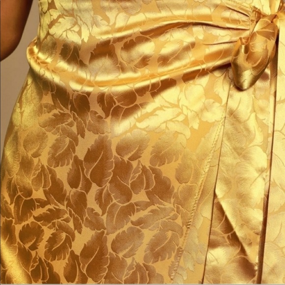 Lulu’s Women’s Gold Leaf Print Mini Dress Size Small Summer Spring Dresses - Picture 10 of 11